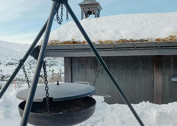 Feriehus Log Near Hogevarde With Mountain Views Flå