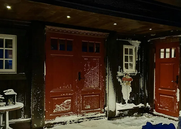 Log Near Hogevarde With Mountain Views * Flå